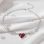 Collar de corazón gótico